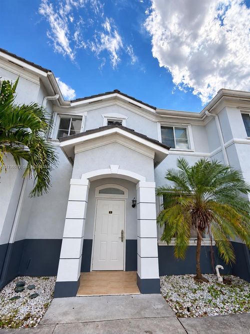 102-7325 Nw 174th Ter, Hialeah, FL, 33015-1124 | Card Image