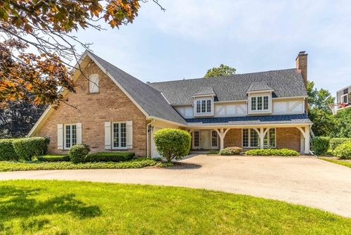 931 Coventry Dr, Lake Forest, IL, 60045-2705 | Card Image