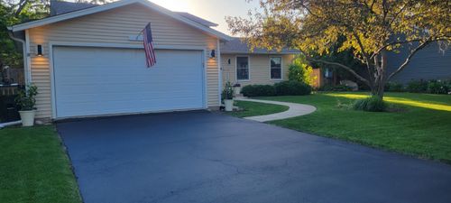 1613 Fairway Ln, Naperville, IL, 60565-2760 | Card Image