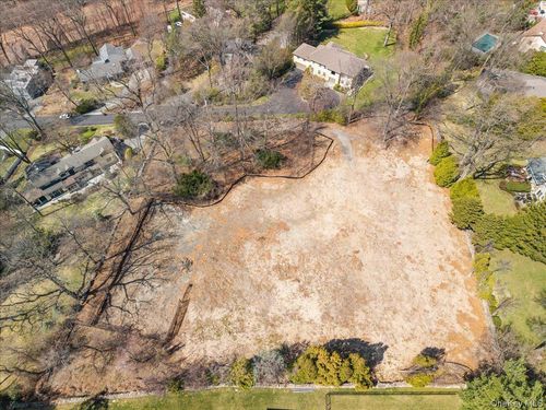 100 High Point Rd, Scarsdale, NY, 10583-3129 | Card Image