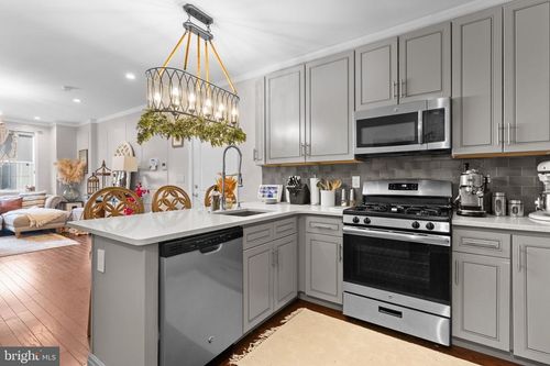 1506 N 7th St, PHILADELPHIA, PA, 19122-3654 | Card Image