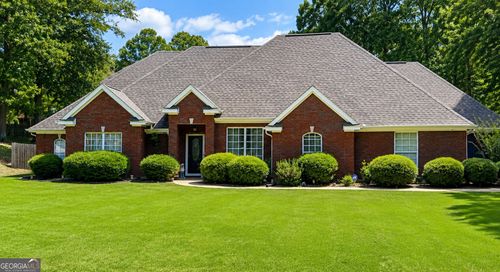 104 N 26th Ave, Lanett, AL, 36863-1800 | Card Image