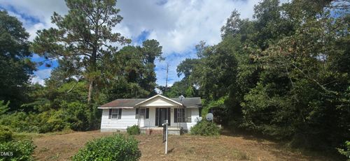 340 Douglas St, Laurinburg, NC, 28352-4862 | Card Image