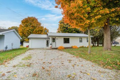 421 Main St W, House other with 2 bedrooms, 1 bathrooms and 4 parking in Otterville ON | Image 1