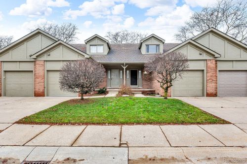 unit-15-53984 Birchwood Court, Shelby Charter Township, MI, 48316 | Card Image