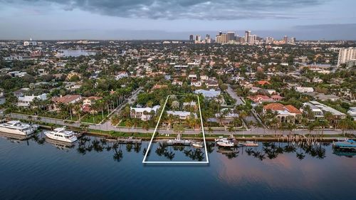 615 Idlewyld Dr, Fort Lauderdale, FL, 33301-2732 | Card Image