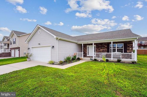 110 Jabez Dr, MARTINSBURG, WV, 25405-1129 | Card Image