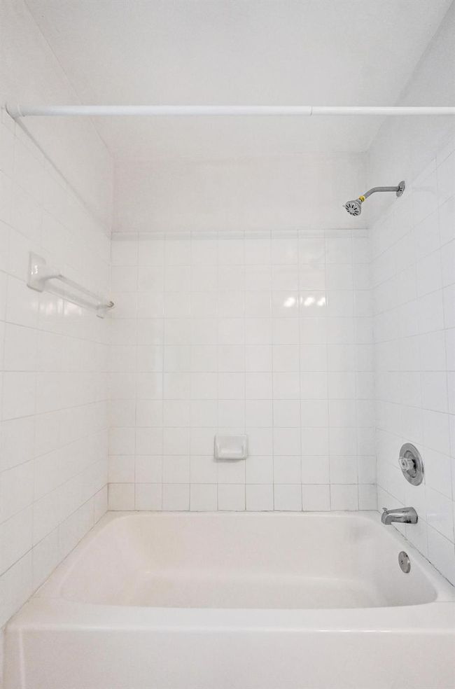 10320 - 10320 Sw 18 Th St, Townhouse with 4 bedrooms, 3 bathrooms and null parking in Miramar FL | Image 37