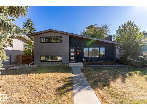 9221 52 St Nw, Edmonton, AB, T6B1G3 | Card Image