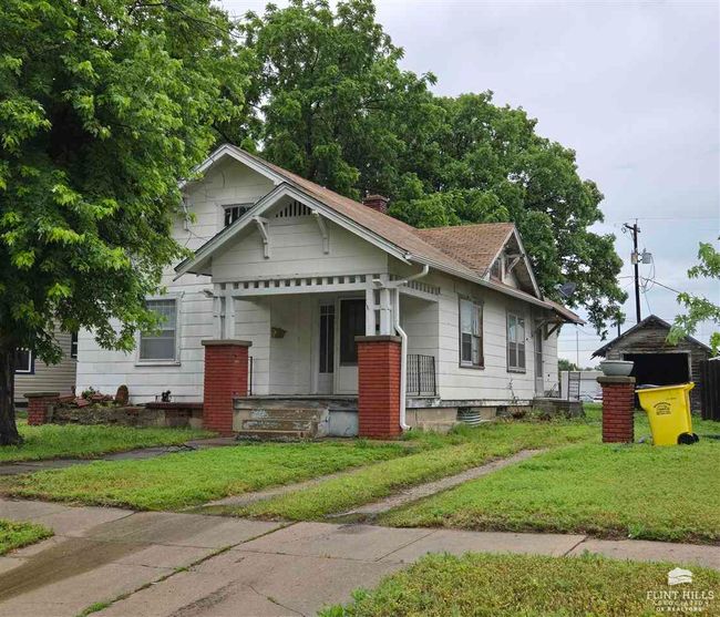 417 Ne 13 Th St, House other with 2 bedrooms, 1 bathrooms and null parking in Abilene KS | Image 18