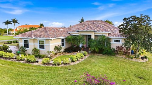 6151 9th Avenue Cir Ne, BRADENTON, FL, 34212-9561 | Card Image