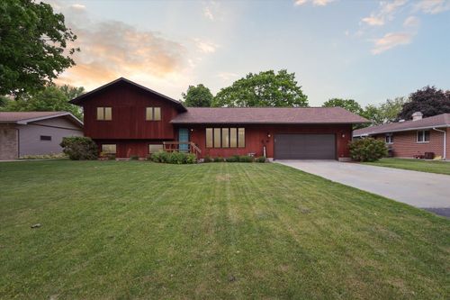 608 Webster St, POLO, IL, 61064-1917 | Card Image