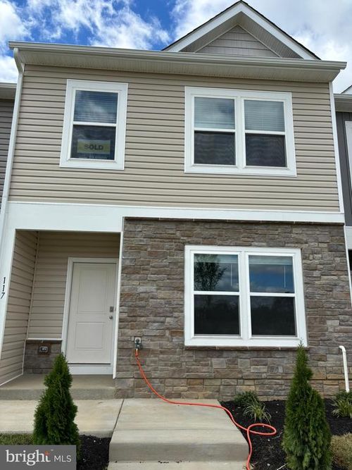 117 Tigney Dr, STEPHENS CITY, VA, 22655-3924 | Card Image