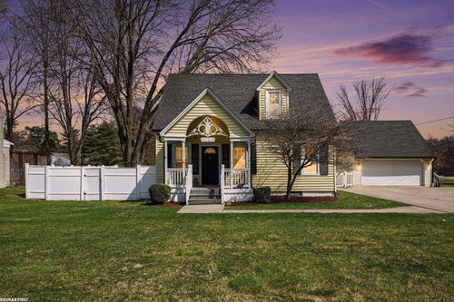 37810 Lanse Creuse St, Harrison Township, MI, 48045-3472 | Card Image