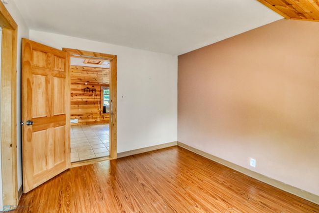 Upstairs unit bedroom1_2.JPG | Image 13