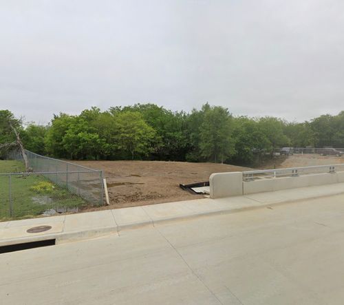 5060 Trentman St, Fort Worth, TX, 76119-5053 | Card Image