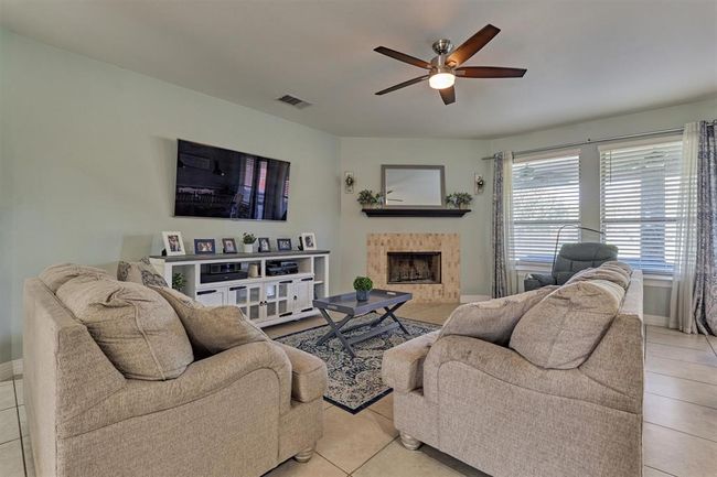 20210 Mariposa Blue Ln, House other with 6 bedrooms, 4 bathrooms and 3 parking in Cypress TX | Image 10