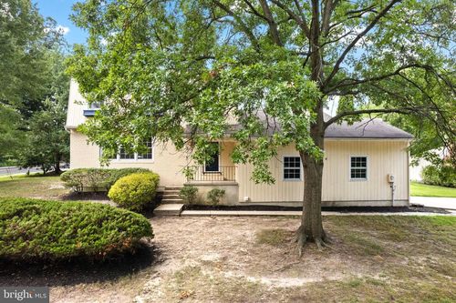 260 Village Ct, Haddonfield, NJ, 08033-1046 | Card Image