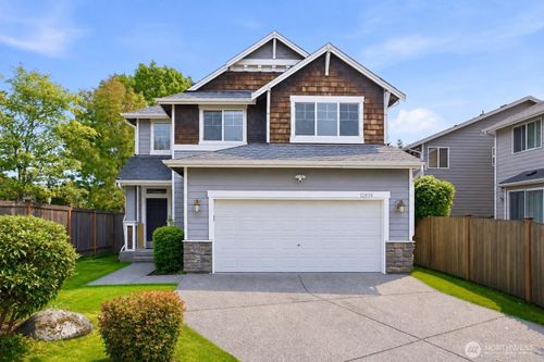 12936 Ne 198th Pl, Woodinville, WA, 98072-3703 | Card Image