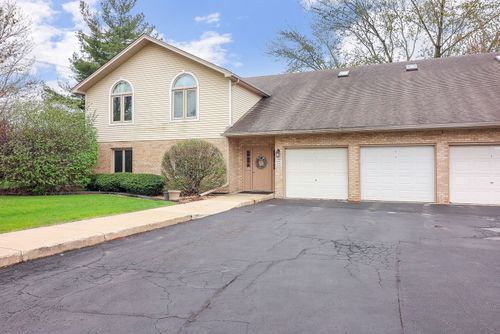 2604 Crescenzo Dr, Joliet, IL, 60436-1051 | Card Image