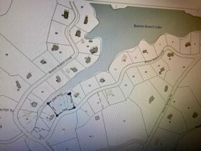 Photo of the lot and location on the lake | Image 25