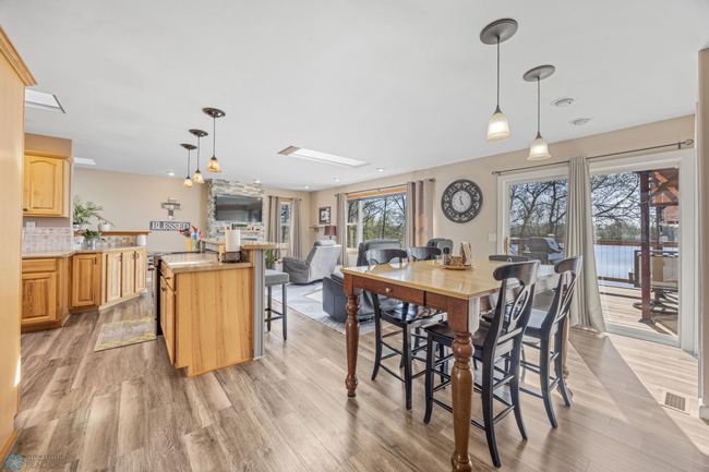 Dining Area | Image 5