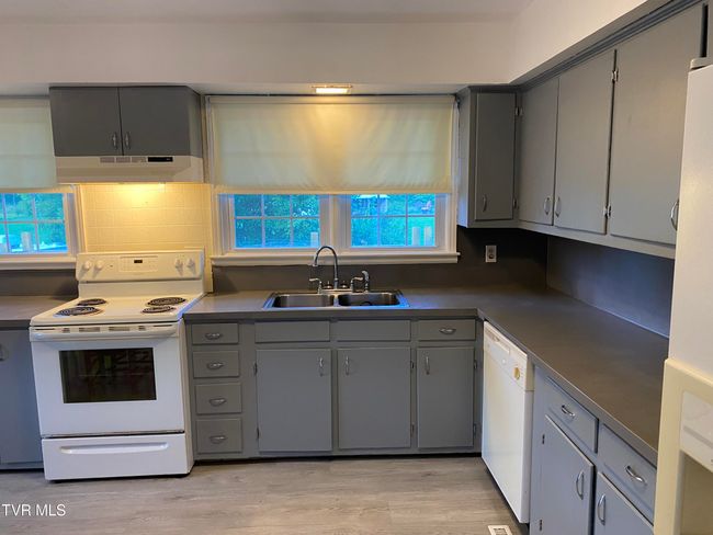 6604 Birchfield Rd, House other with 3 bedrooms, 2 bathrooms and null parking in Wise VA | Image 9
