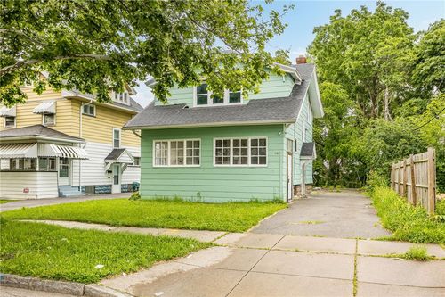 140 Curlew St, Rochester, NY, 14613-2103 | Card Image
