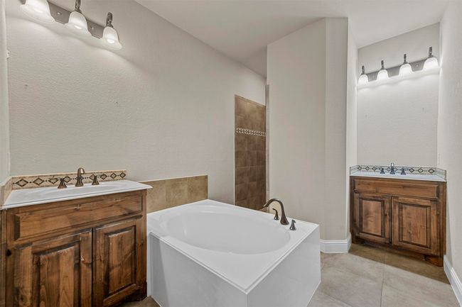 100 Prewit St, Townhouse with 3 bedrooms, 3 bathrooms and null parking in Keller TX | Image 28