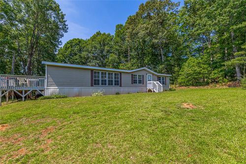 136 W Freedom Wood Dr, Liberty, SC, 29657-9501 | Card Image