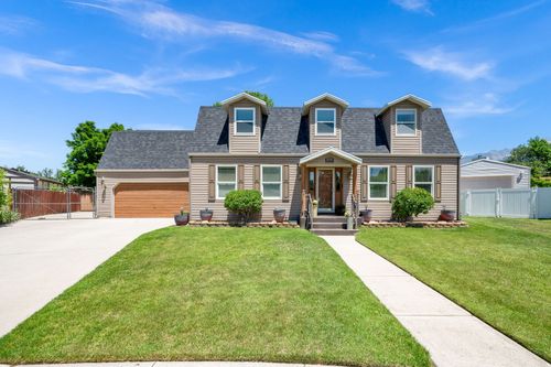 9709 S Camberley Cir, Sandy, UT, 84092-3043 | Card Image