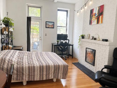 1a-17 Downing St, New York, NY, 10014-4776 | Card Image