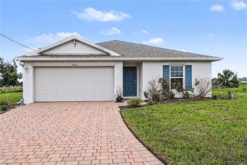 9045 Maywood Cir, Labelle, FL, 33935-5471 | Card Image