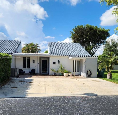 2240 Sw 122nd Ct, Miami, FL, 33175-7315 | Card Image