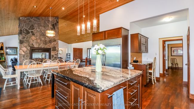 65 Big Sound Rd, House other with 7 bedrooms, 5 bathrooms and 24 parking in Nobel ON | Image 15