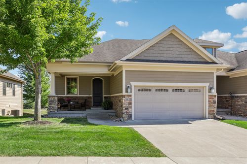 162-255 41st St, West Des Moines, IA, 50265 | Card Image