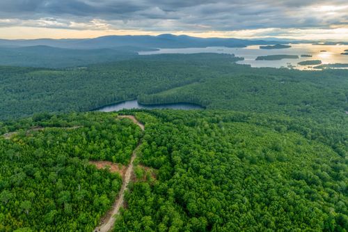 40-0 Long Stack Lane, Wolfeboro, NH, 03894 | Card Image