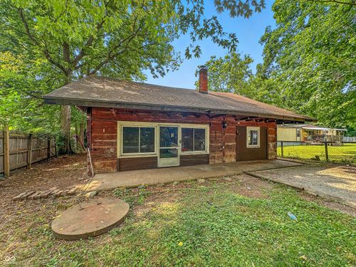 150 Tippecanoe Dr, Noblesville, IN, 46062-8815 | Card Image