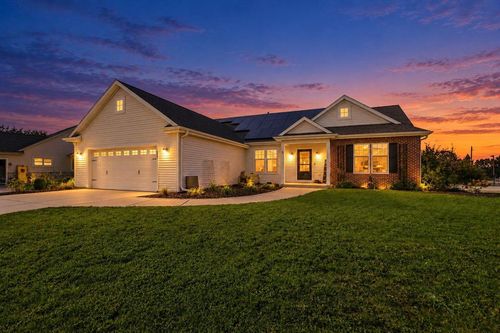 200 Stonefield Drive, Johnson Creek, WI, 53038 | Card Image