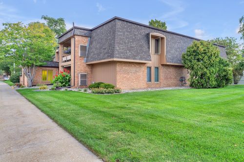 j3-8745 Janeway Ct, Munster, IN, 46321-2355 | Card Image