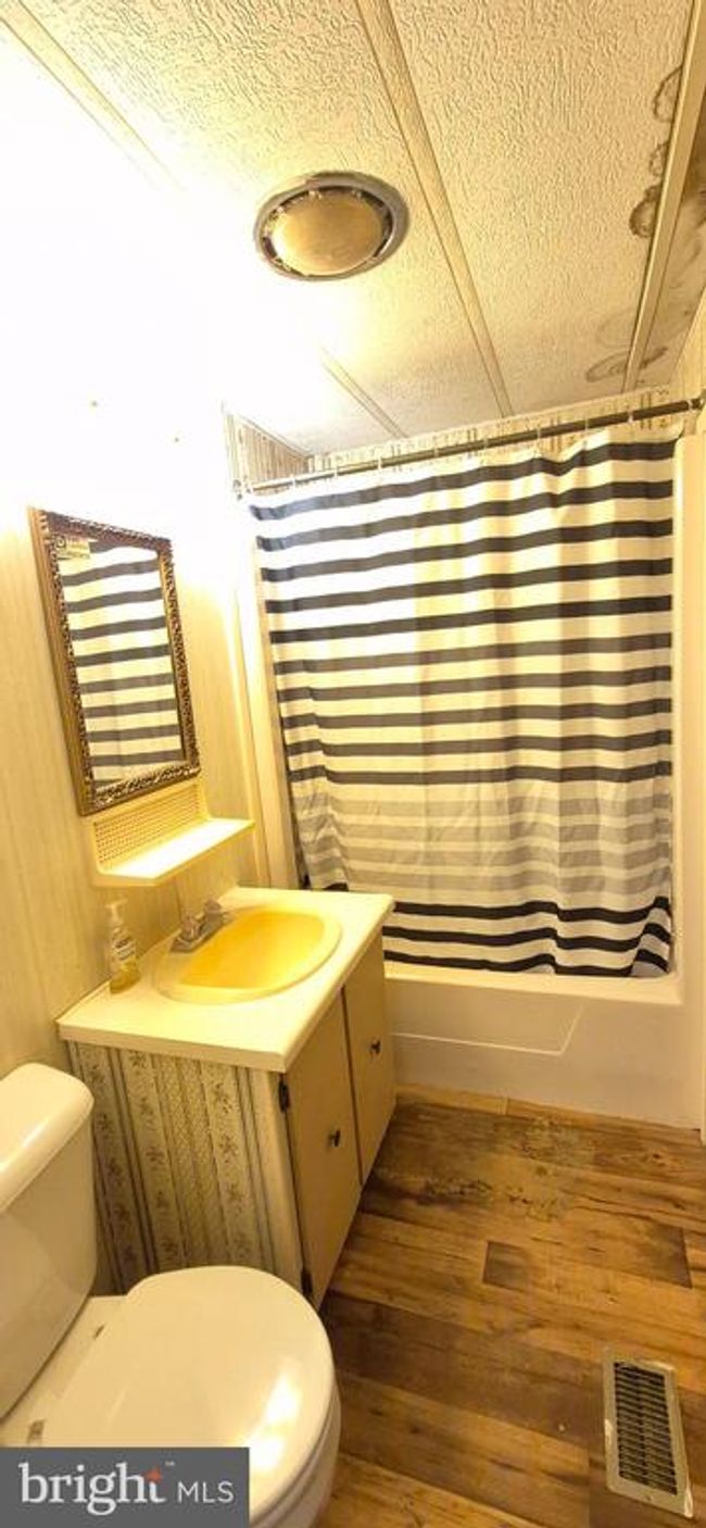 51 Aspen Ln, House other with 2 bedrooms, 2 bathrooms and null parking in CARLISLE PA | Image 31