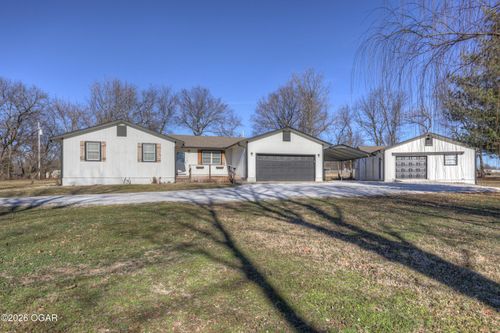 2133 W Fairview Ave, Carthage, MO, 64836-8430 | Card Image