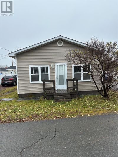 5 Elizabeth St, House other with 2 bedrooms, 1 bathrooms and null parking in Grand Falls-Windsor NL | Image 1