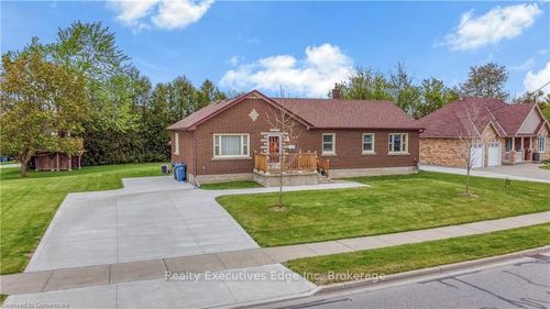 main-262 Grange Rd, Guelph, ON, N1E6N9 | Card Image