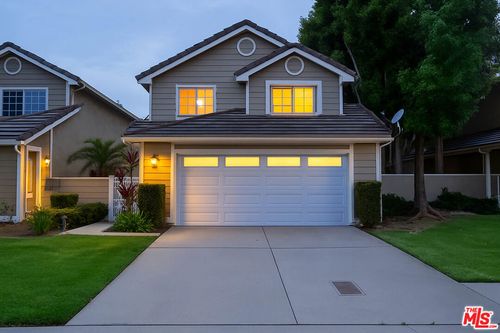3616 Kensley Dr, Inglewood, CA, 90305-2232 | Card Image