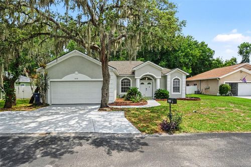 12136 Shearwater Dr, New Port Richey, FL, 34654-1835 | Card Image