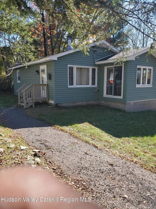 2 Lake View Ter, Kerhonkson, NY, 12446-1409 | Card Image