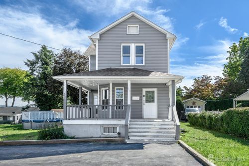 760 High Street, Phillipsburg, NJ, 08865 | Card Image
