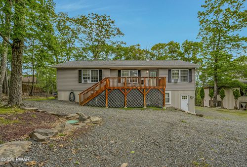 1011 Salem Park Ln, Lake Ariel, PA, 18436-6156 | Card Image
