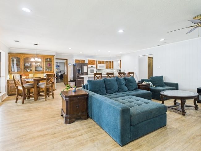 14227 Melody Ln, House other with 3 bedrooms, 2 bathrooms and null parking in Malakoff TX | Image 6